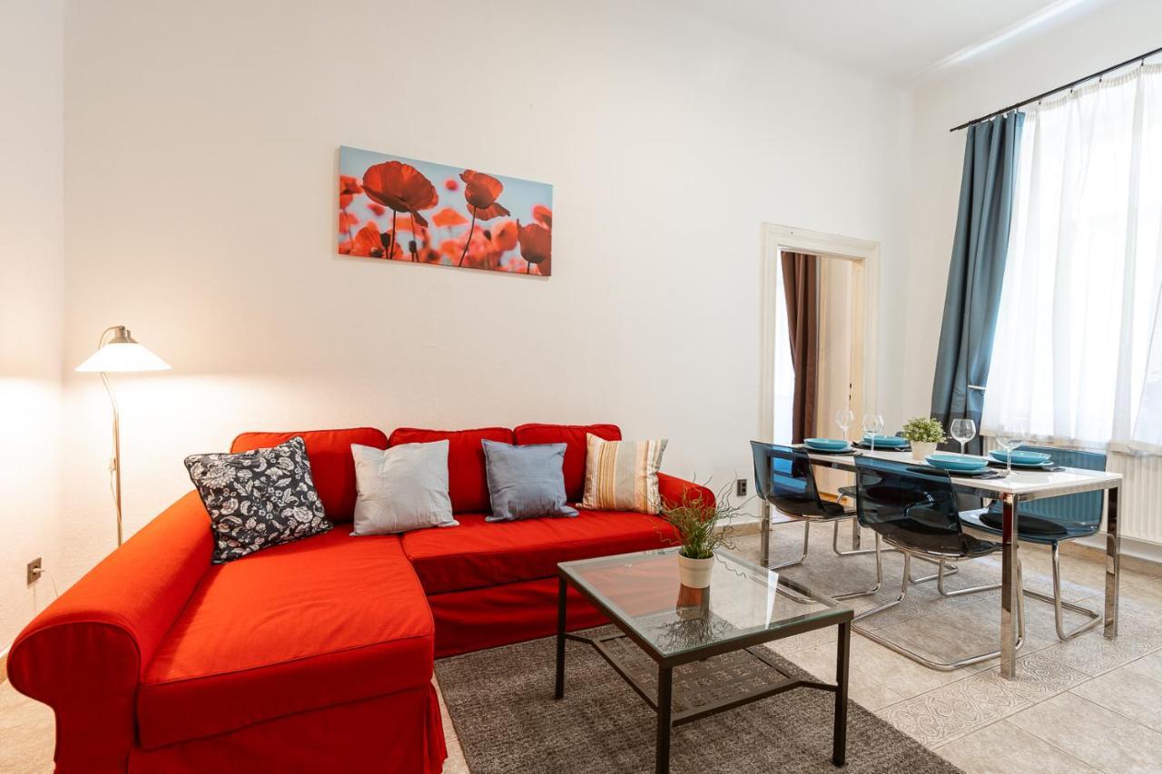 Lovely Apartment Close To Synagogue And Szimpla Garden Budapest Bagian luar foto