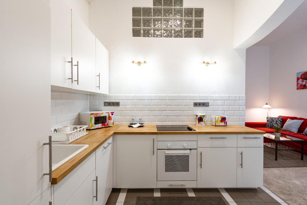 Lovely Apartment Close To Synagogue And Szimpla Garden Budapest Bagian luar foto